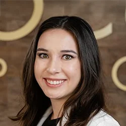 A headshot photo of Dr. Ashley Nguyen, an optometrist at Focus Optical